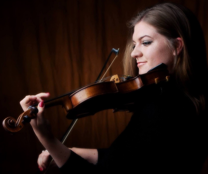 Roisin Donohoe fiddle violin